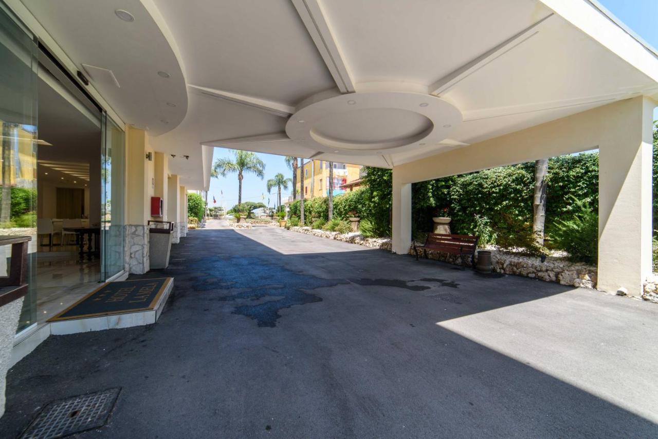 La Mela Hotel 3*