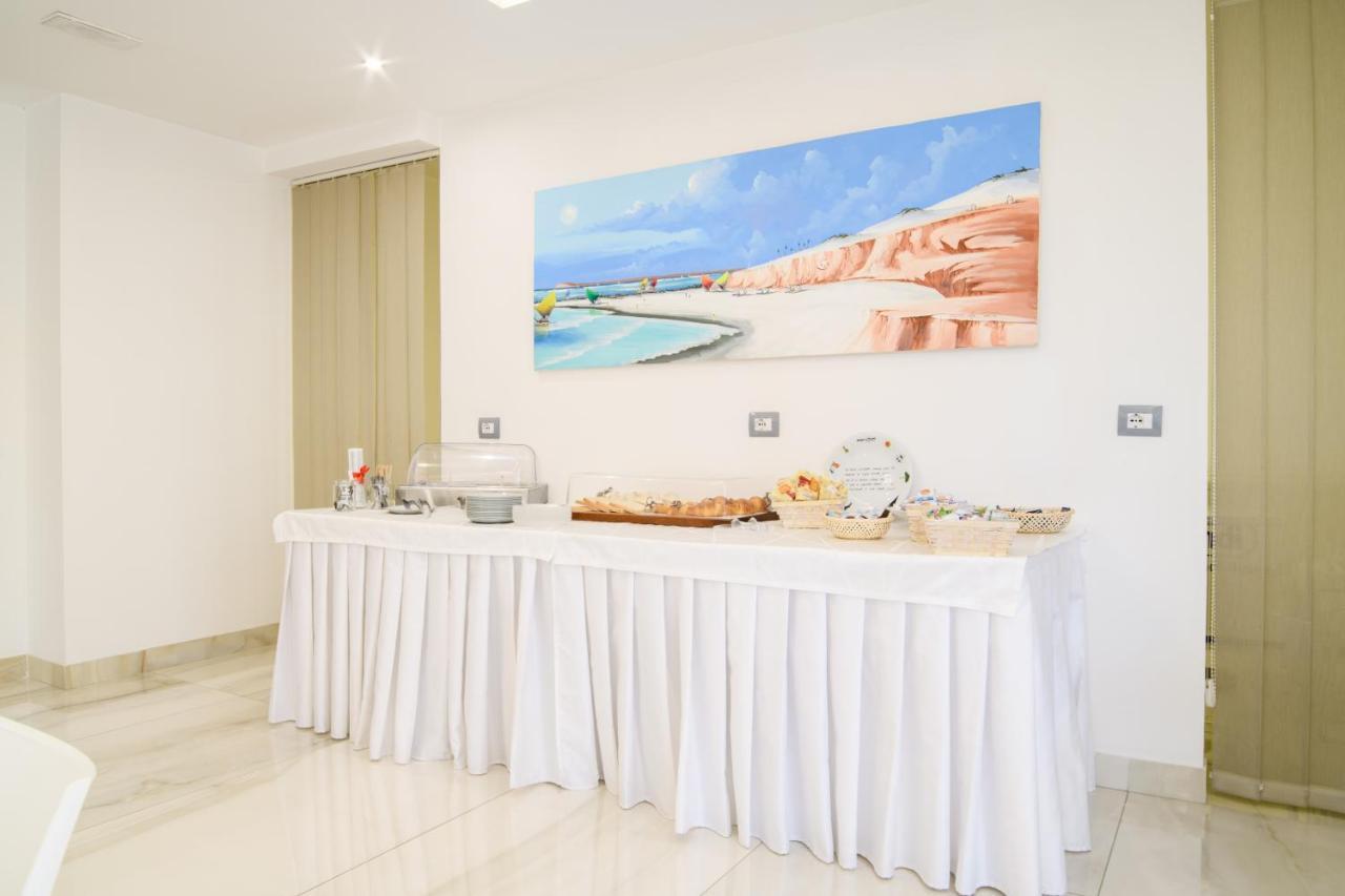 La Mela Hotel 3*