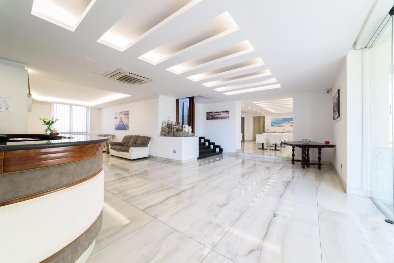 La Mela Hotel Varcaturo